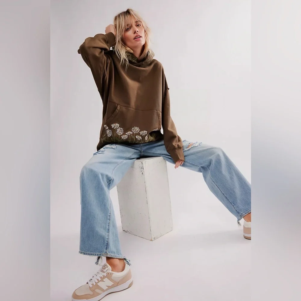 Free People x Driftwood Flower Sweatshirt Size Small NWT - Picture 4 of 15